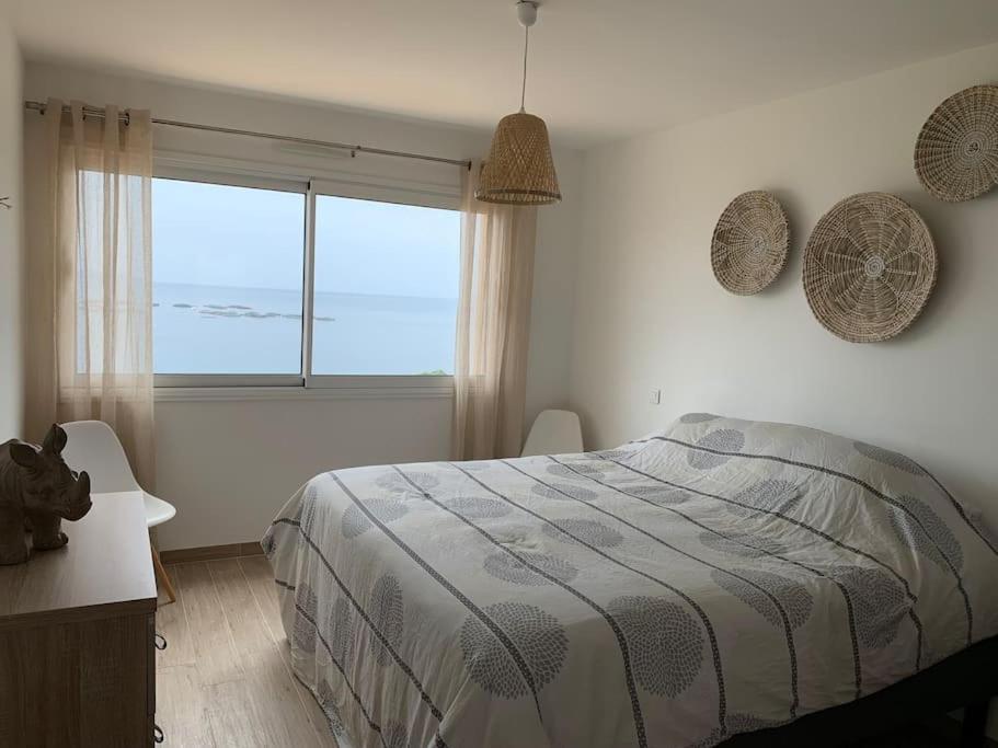 Ajaccio Maison Bord De Mer Dans Residence Avec Piscine 외부 사진